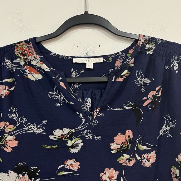 NWOT Stitch Fix fun2fun Floral Blouse Blue Boho Size Small - Picture 2 of 4